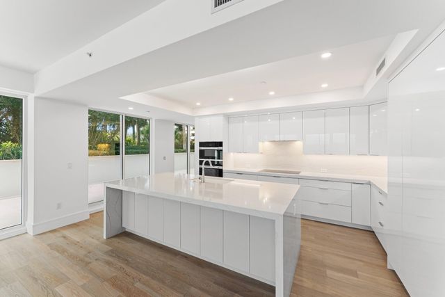 1 S Coastal Way 201, Jupiter, FL 33477