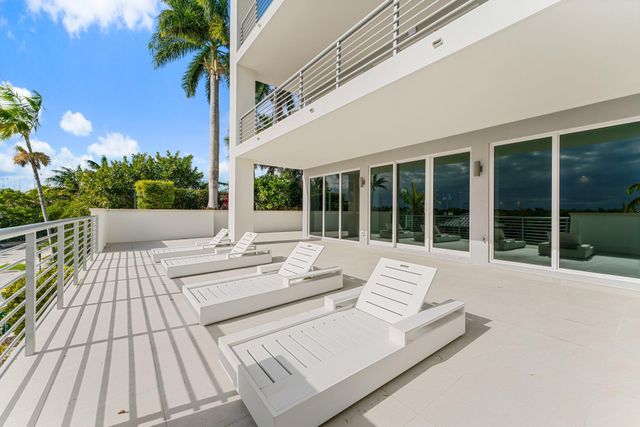 1 S Coastal Way 201, Jupiter, FL 33477
