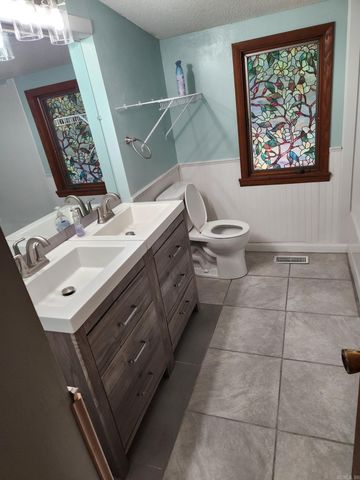 106 Oak Park, Fairfield Bay, AR 72088