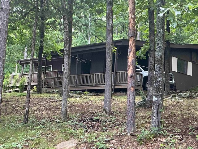 106 Oak Park, Fairfield Bay, AR 72088