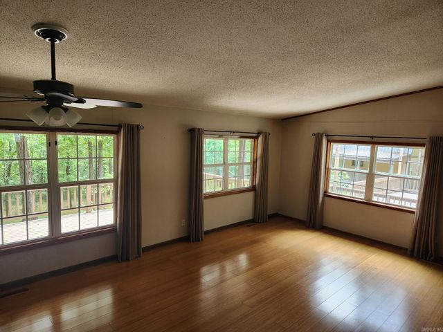 106 Oak Park, Fairfield Bay, AR 72088