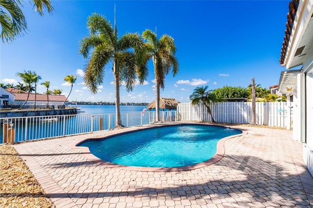 13348 SW 144th Ter, Miami, FL 33186