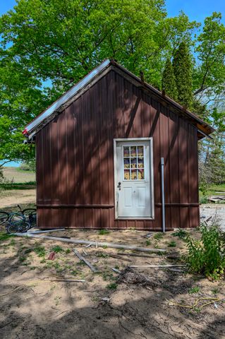 8492 Gibson Avenue, Garfield Twp, MI 48632