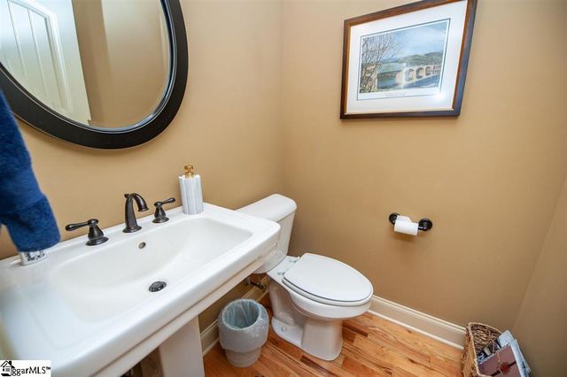 512 Wicked Stick Court, Inman, SC 29349