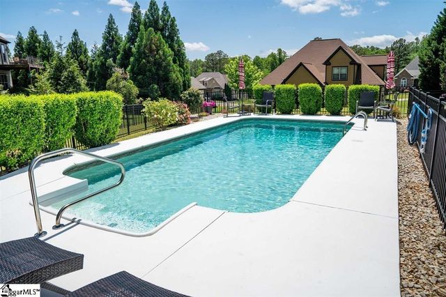 512 Wicked Stick Court, Inman, SC 29349