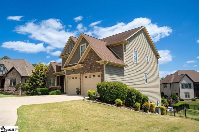 512 Wicked Stick Court, Inman, SC 29349