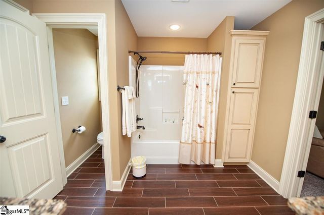 512 Wicked Stick Court, Inman, SC 29349