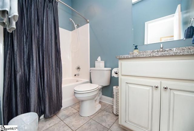 512 Wicked Stick Court, Inman, SC 29349