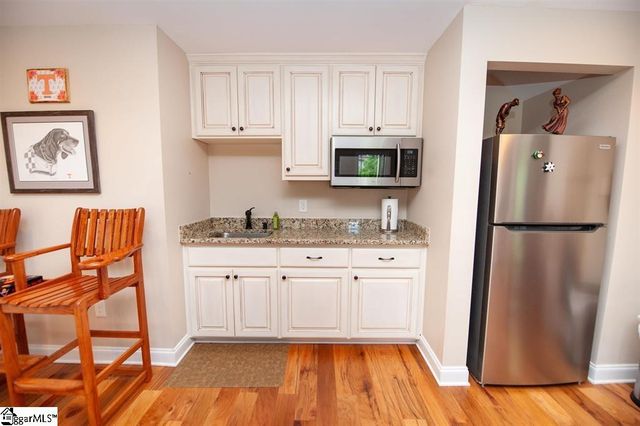 512 Wicked Stick Court, Inman, SC 29349