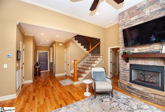 512 Wicked Stick Court, Inman, SC 29349
