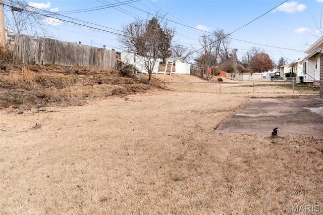 4429 Papal Drive, Florissant, MO 63033