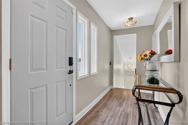10219 Lakeside Drive, White Lake, MI 48386