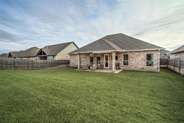 15917 Capri Lane, Edmond, OK 73013