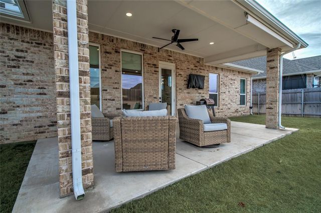 15917 Capri Lane, Edmond, OK 73013