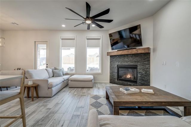 15917 Capri Lane, Edmond, OK 73013