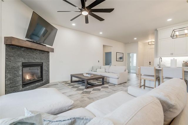 15917 Capri Lane, Edmond, OK 73013