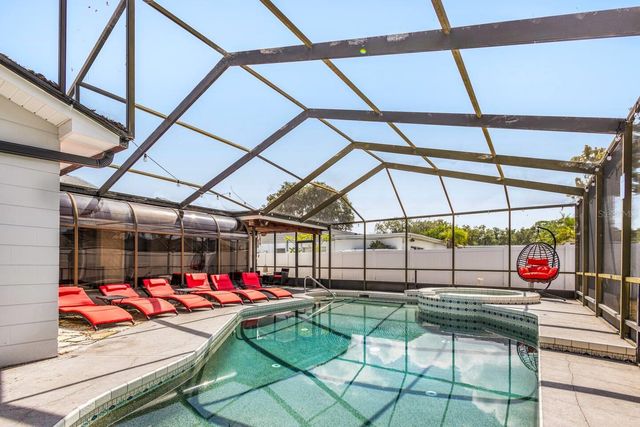 12110 93RD WAY, Largo, FL 33773