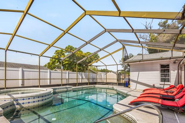 12110 93RD WAY, Largo, FL 33773