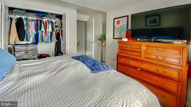 4 W 1ST AVE, Conshohocken, PA 19428