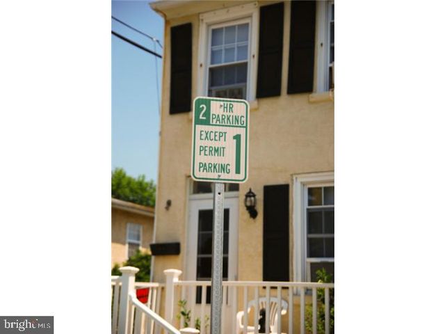 4 W 1ST AVE, Conshohocken, PA 19428
