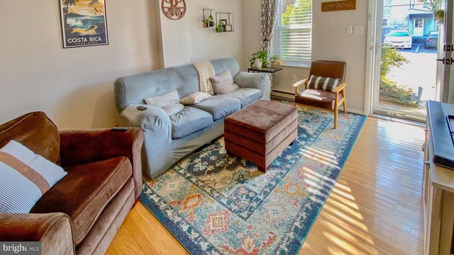 4 W 1ST AVE, Conshohocken, PA 19428