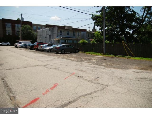 4 W 1ST AVE, Conshohocken, PA 19428