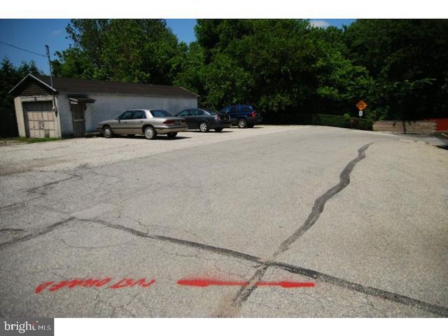 4 W 1ST AVE, Conshohocken, PA 19428