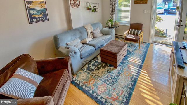 4 W 1ST AVE, Conshohocken, PA 19428