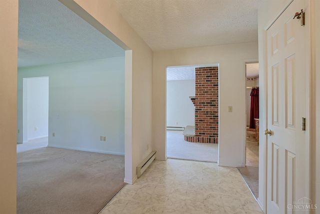 3692 Crestview Avenue, Clearcreek Twp., OH 45036
