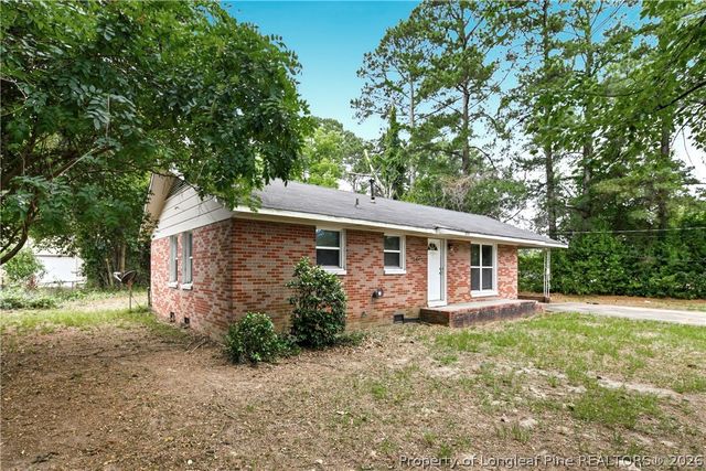 1928 Crestview Drive, Fayetteville, NC 28304