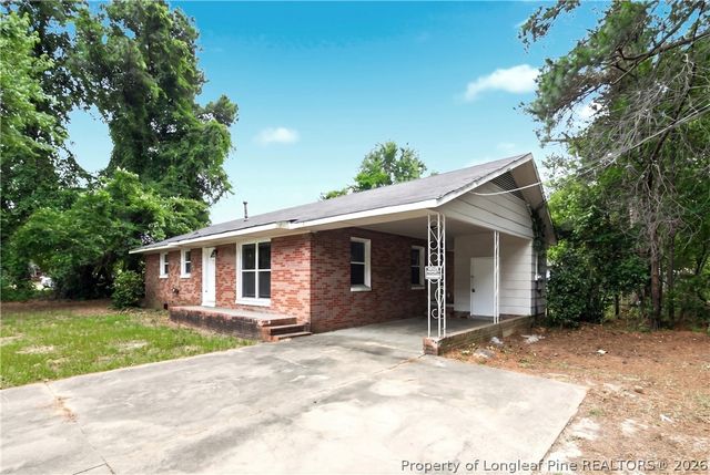 1928 Crestview Drive, Fayetteville, NC 28304