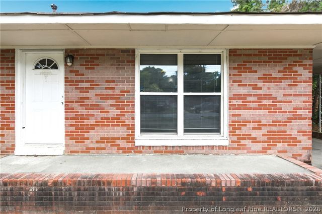 1928 Crestview Drive, Fayetteville, NC 28304