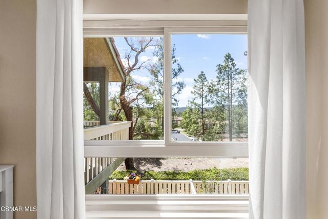348 Chestnut Hill Court 23, Thousand Oaks, CA 91360