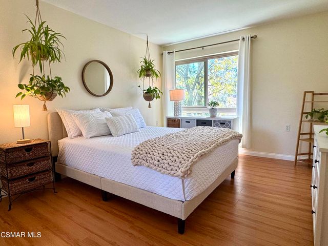 348 Chestnut Hill Court 23, Thousand Oaks, CA 91360