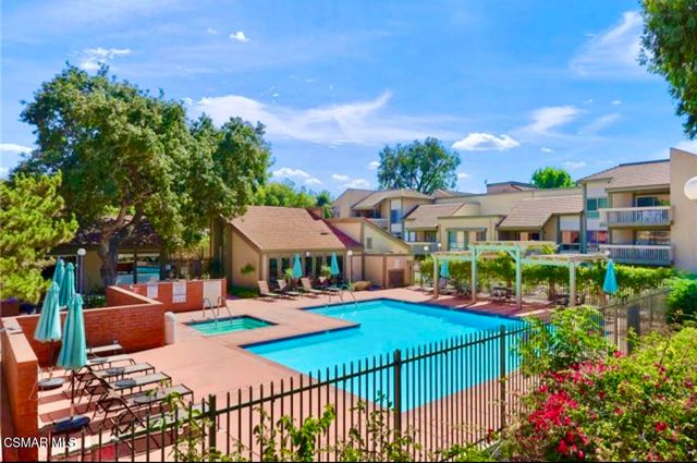 348 Chestnut Hill Court 23, Thousand Oaks, CA 91360