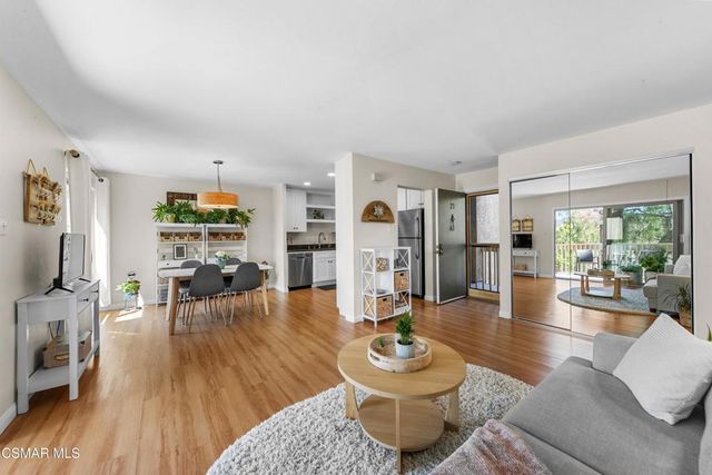 348 Chestnut Hill Court 23, Thousand Oaks, CA 91360