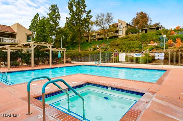 348 Chestnut Hill Court 23, Thousand Oaks, CA 91360