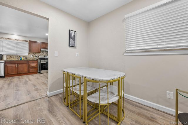 4772 Harding Street, Dearborn Heights, MI 48125
