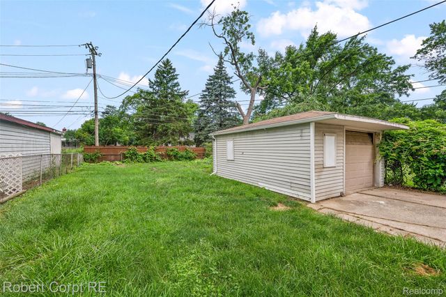 4772 Harding Street, Dearborn Heights, MI 48125