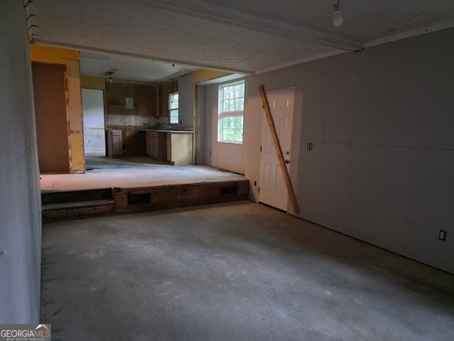 5382 Rockbridge Road, Stone Mountain, GA 30088