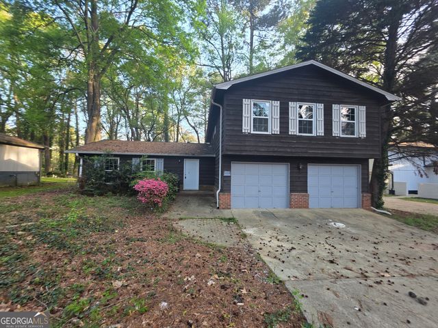 5382 Rockbridge Road, Stone Mountain, GA 30088