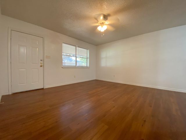 20115 San Marcos Highway 1C, San Marcos, TX 78666