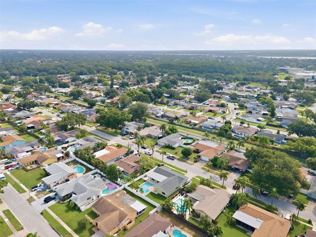 9354 119TH WAY, Seminole, FL 33772