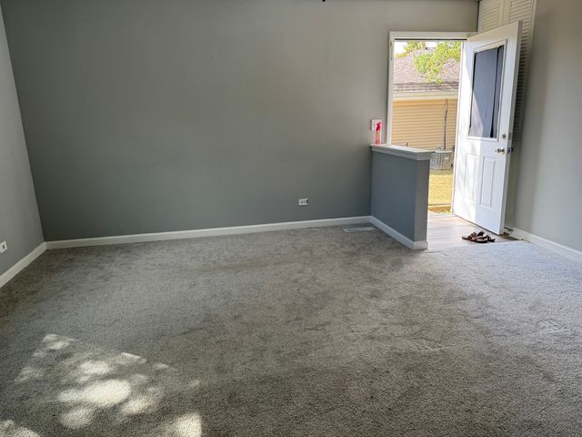 1742 Amherst Circle 1742, Glendale Heights, IL 60139