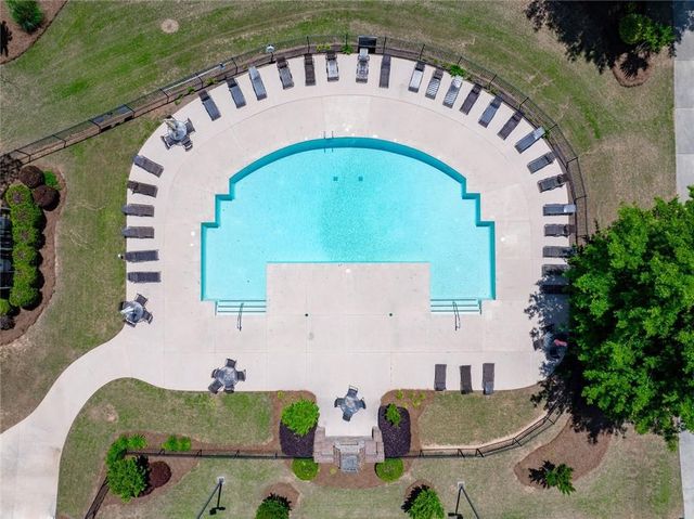 12 Creekview Drive SE, Cartersville, GA 30120