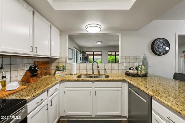 7625 E EDGEWOOD Avenue, Mesa, AZ 85208
