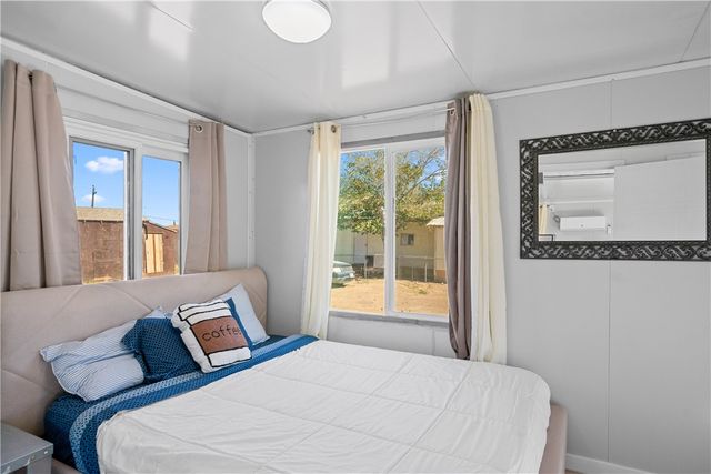 419 E Beverly Avenue, Kingman, AZ 86409