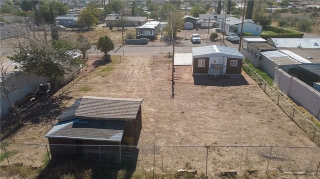 419 E Beverly Avenue, Kingman, AZ 86409