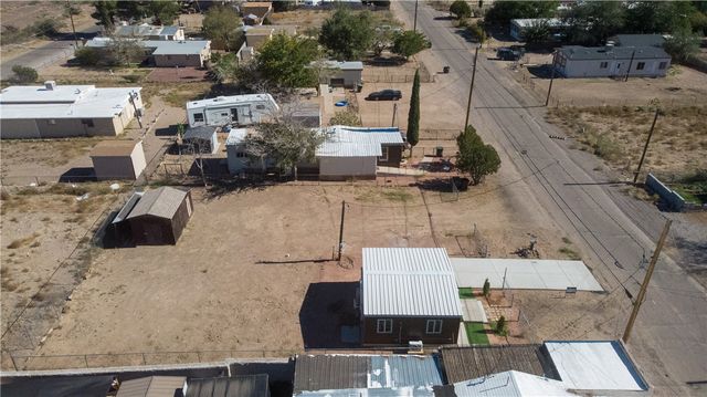 419 E Beverly Avenue, Kingman, AZ 86409