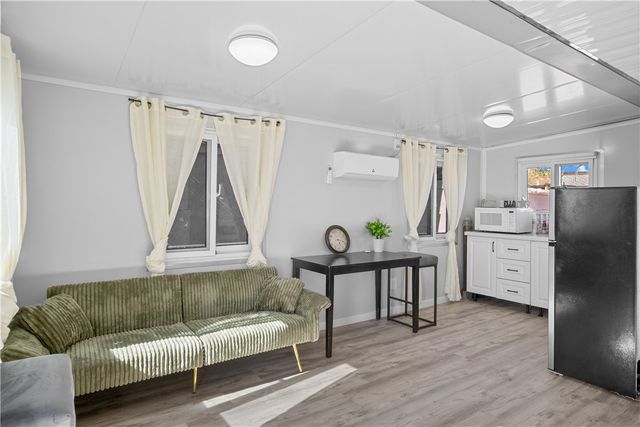 419 E Beverly Avenue, Kingman, AZ 86409